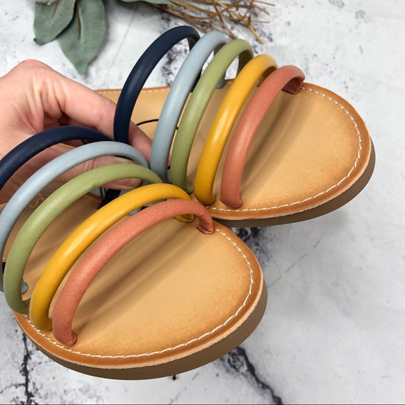 NEW Coconuts by Matisse Dorcey rainbow slides - Picture 2 of 5